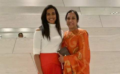 PV Sindhu posted an emotional message on Social Media for her mother's birthday: Photos
