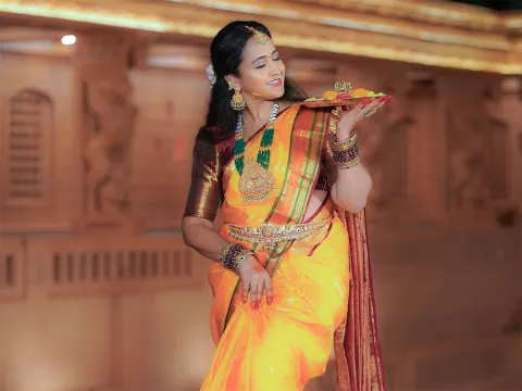 Anchor Lasya Dussehra 2025 Special Photos Viral