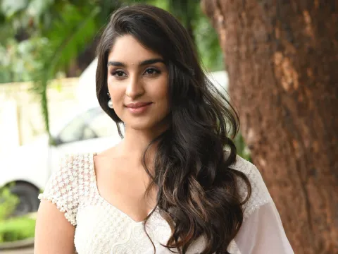 K Ramp Movie Actress Yukti Thareja HD Photos