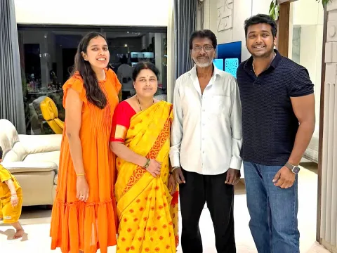 Singer Rahul Sipligunj celebrates Dussehra with his Fiancee PHotos