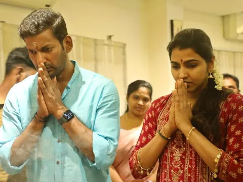 Actor Vishal Ayudha Pooja with his Finacee Photos