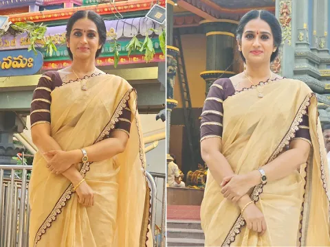 Actress Laya Visit Vijayawada Indrakeeladri Temple Photos