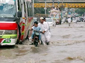 పాకిస్తాన్‌లో వరదలు: 164 మంది మృతి