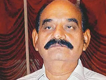 శాసన మండలి చైర్మన్‌గా ఫరూక్‌