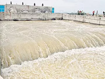 నేటి నుంచి కృష్ణా డెల్టాకు నీరు - Sakshi