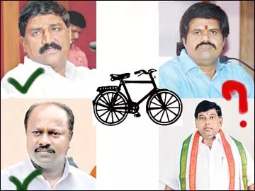 ముగ్గురికి డౌటే.. - Sakshi