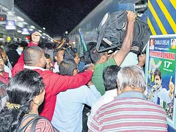 ఢిల్లీకి ‘సమైక్య’ రైళ్లు