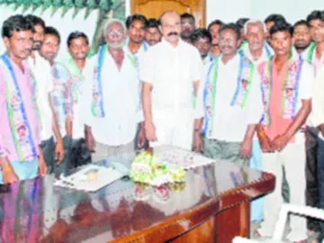 యువత ఓట్లన్నీ వైఎస్సార్‌సీపీకే : ఎస్వీ - Sakshi