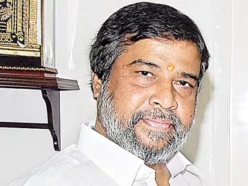 'కుట్రలు, కుతంత్రాలకు సీఎం మరోరూపం' - Sakshi