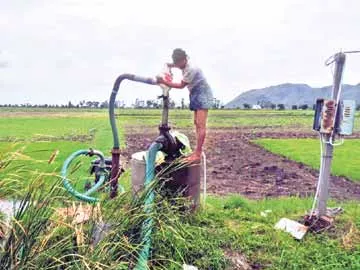 అన్నదాత వర్రీ..