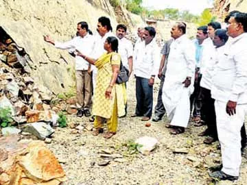 ఎంత నిర్లక్ష్యం.. ఏమిటీ దౌర్భాగ్యం?