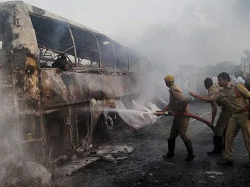 బస్సుల్లో ప్రమాదకర పదార్ధాల రవాణా