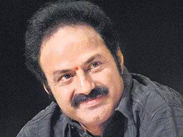 ‘నరసింహనాయుడు’తో ‘నరసింహ’ దర్శకుడు - Sakshi