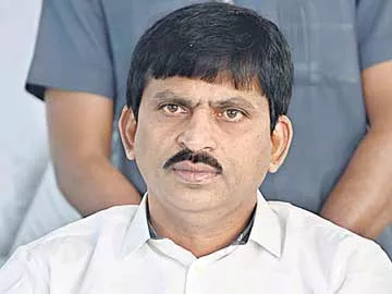 పొంగులేటి శ్రీనివాసరెడ్డి(ఫైల్) - Sakshi