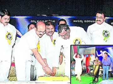 ఆంధ్రుల అందాల నటుడు శోభన్‌బాబు - Sakshi