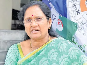 ఓటమి భయంతోనే ‘డిప్యూటీ సీఎం’ల ఎర - Sakshi