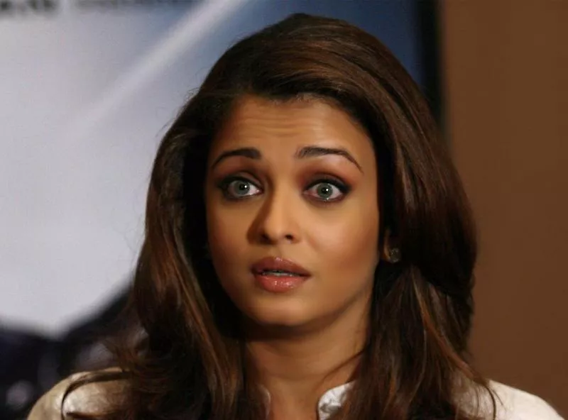 Aishwarya Rai says no to romantic scenes