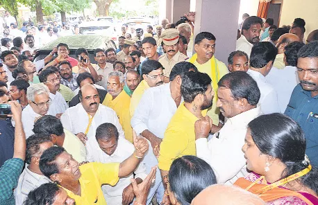 Tdp actavists fires on minister Pitani satya narayana - Sakshi