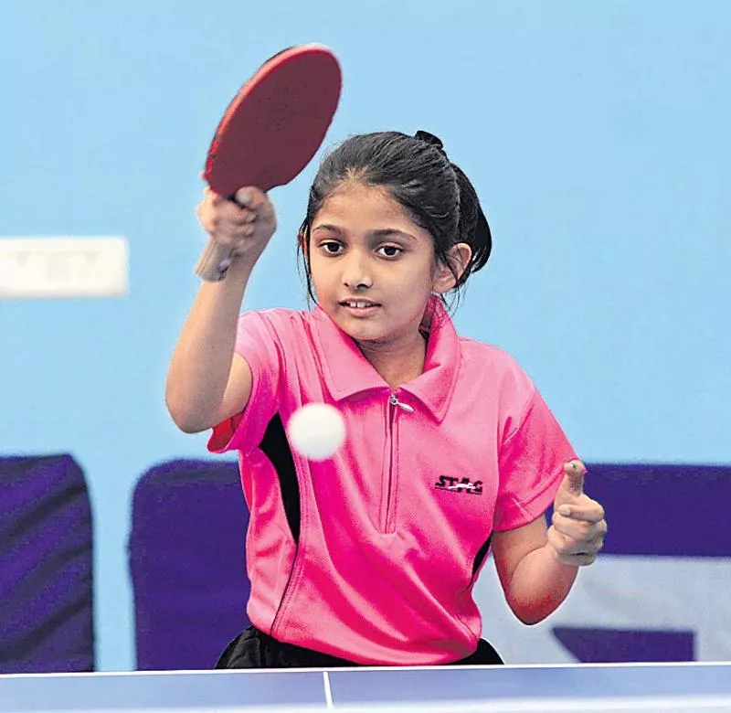 palak sai and vivek sai won table tennis titles