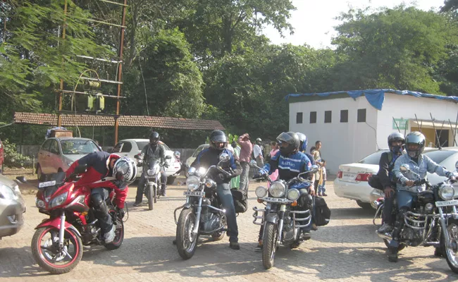 man fined for not wearing seat belt while riding bike