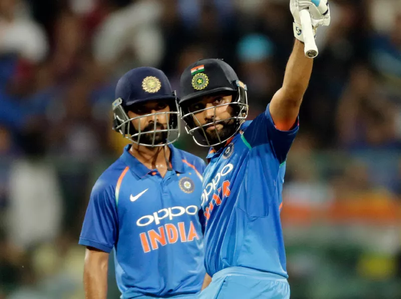  Fourth ODI : India loss three wickets against Ausralia