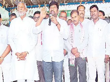 తలతెగినా మేనిఫెస్టో అమలు చేస్తాం - Sakshi