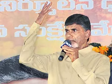 నన్ను విమర్శించే హక్కు ఎవరికీ లేదు - Sakshi