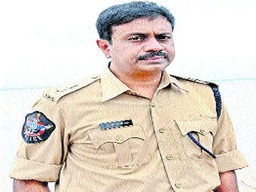 ఎస్పీ హరికృష్ణను లూప్‌లైన్‌లో పెట్టారా!