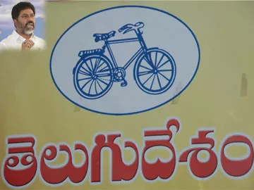 చాంద్బాషా చేరికతో అనంతలో ముసలం - Sakshi