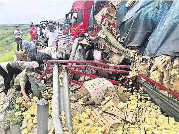 దొరికినోడికి... దొరికినన్ని