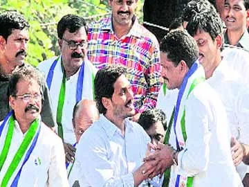 ఇక్కడి ప్రజల ఆదరణ మరచిపోలేనిది.. - Sakshi