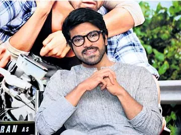 చరణ్ టైటిల్ రక్షక్ కాదు ధ్రువ..?