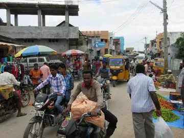 అస్తవ్యస్తంగా ట్రాఫిక్‌