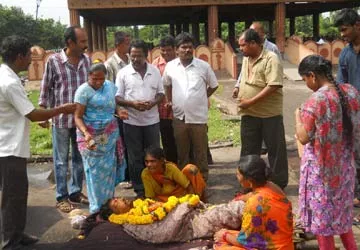 ఆ నలుగురు - Sakshi