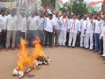 రాష్ర్టంలో నిరంకుశ పాలన - Sakshi