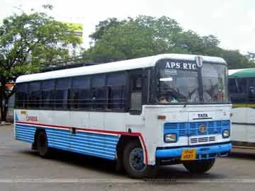 ఆర్టీసీ ఎక్స్ప్రెస్ బస్సు రంగు - Sakshi