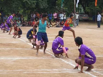 జాతీయ క్రీడాకారులుగా ఎదగాలి