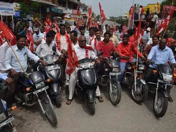 తెలంగాణ స్వాతంత్య్రాన్ని మరుస్తున్న సర్కార్‌