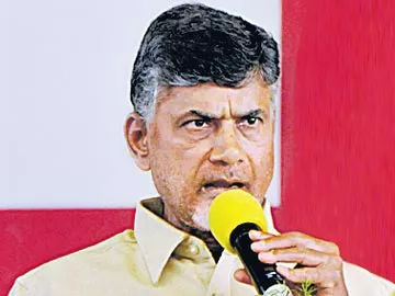 తమ్ముళ్లకు క్లాస్ పీకిన బాబు! - Sakshi