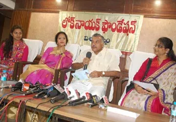 తెలుగుపై ప్రభుత్వం చిన్నచూపు