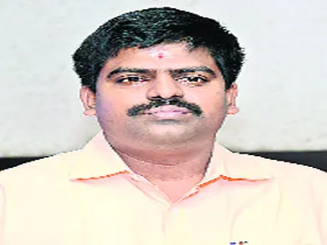 కలెక్టర్‌పై టీడీపీ నేతల కన్నెర్ర - Sakshi