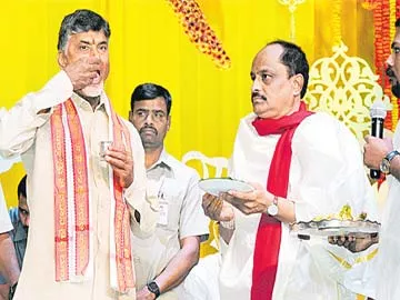 తెలుగు అకాడమీని పునరుద్ధరిస్తాం - Sakshi