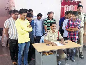 ‘ప్రైవేట్‌’ యజమానులే సూత్రధారులు