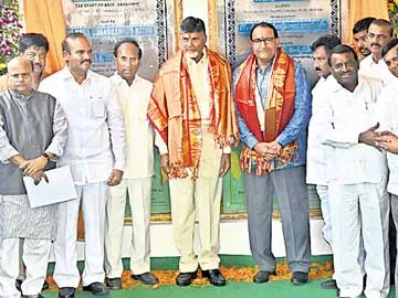 ఎన్నికల్లోపు కొంతైనా పురోగతి చూపండి - Sakshi