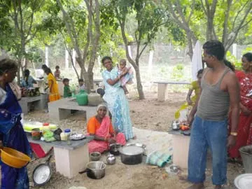 పేరులో ప్రథమం.. సౌకర్యాలలో అధమం - Sakshi