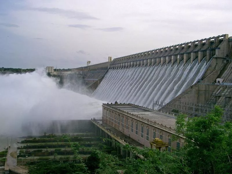 Increased water flow to sagar - Sakshi