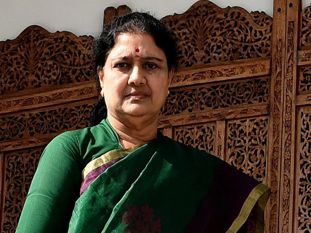 Tamil Nadu Minister praises Sasikala, TTV Dhinakaran invokes 'sleeper cells'