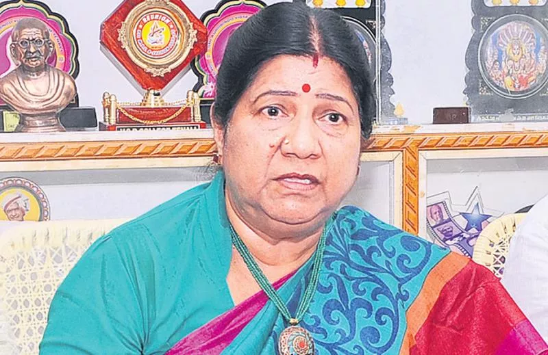 Nannapaneni comments on students suicides 