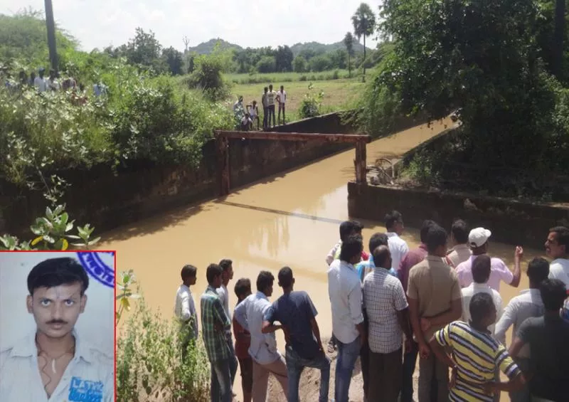 young man dead in railway low level bridge