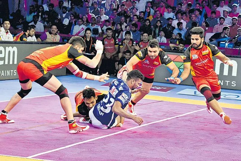 Bangalore bulls beat Delhi